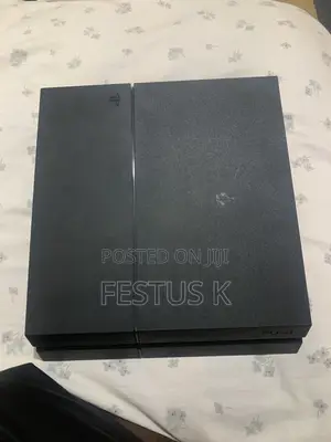 Ps4 Standard With Games (Fc26 Gtav)
