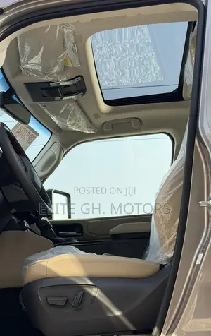 New Toyota Land Cruiser Prado 2025 Gray