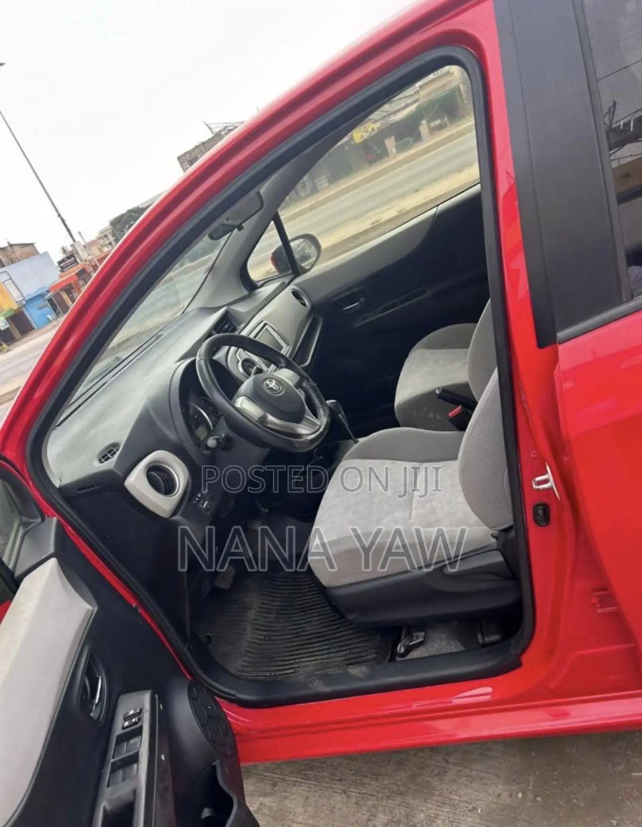 Toyota Vitz 2015 Red