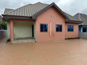 3bdrm Townhouse / Terrace in Maxspinno Properties, Ghana Flag for rent