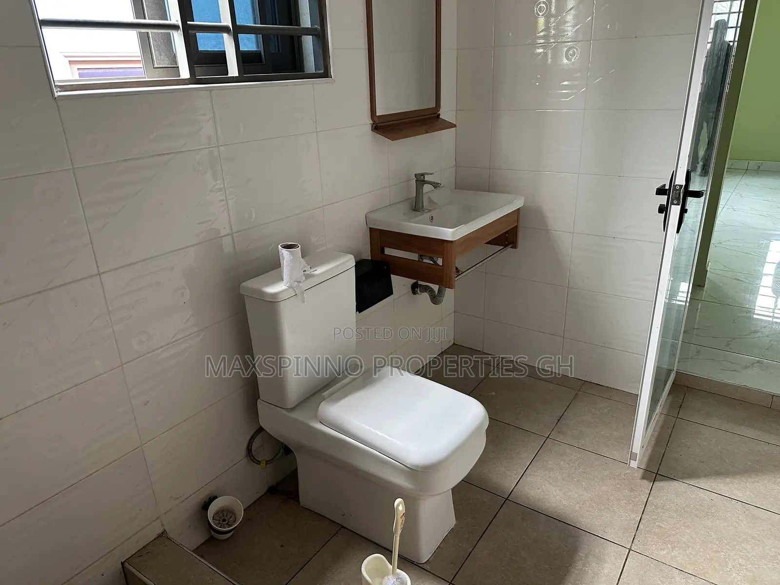 3bdrm Townhouse / Terrace in Maxspinno Properties, Ghana Flag for rent