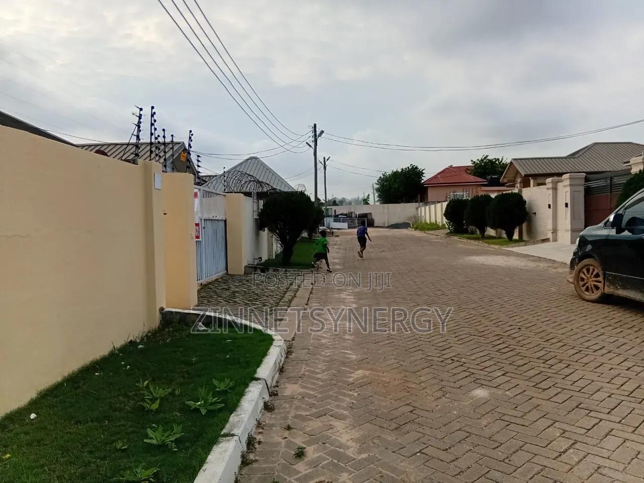 3bdrm House in Community 25 for rent