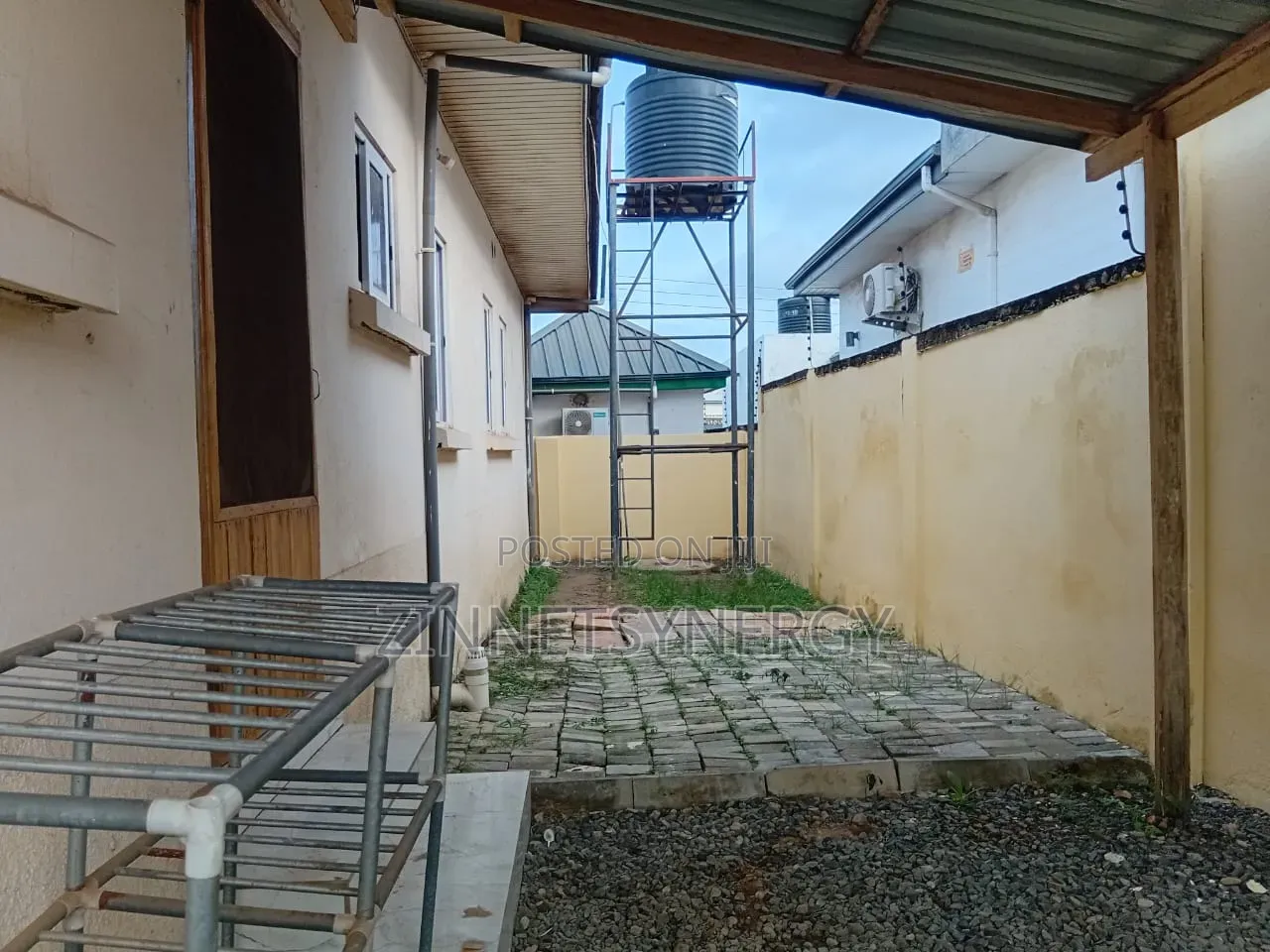 3bdrm House in Community 25 for rent