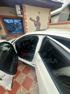 Honda HR-V 4dr SUV (1.5L 4cyl CVT) 2016 White