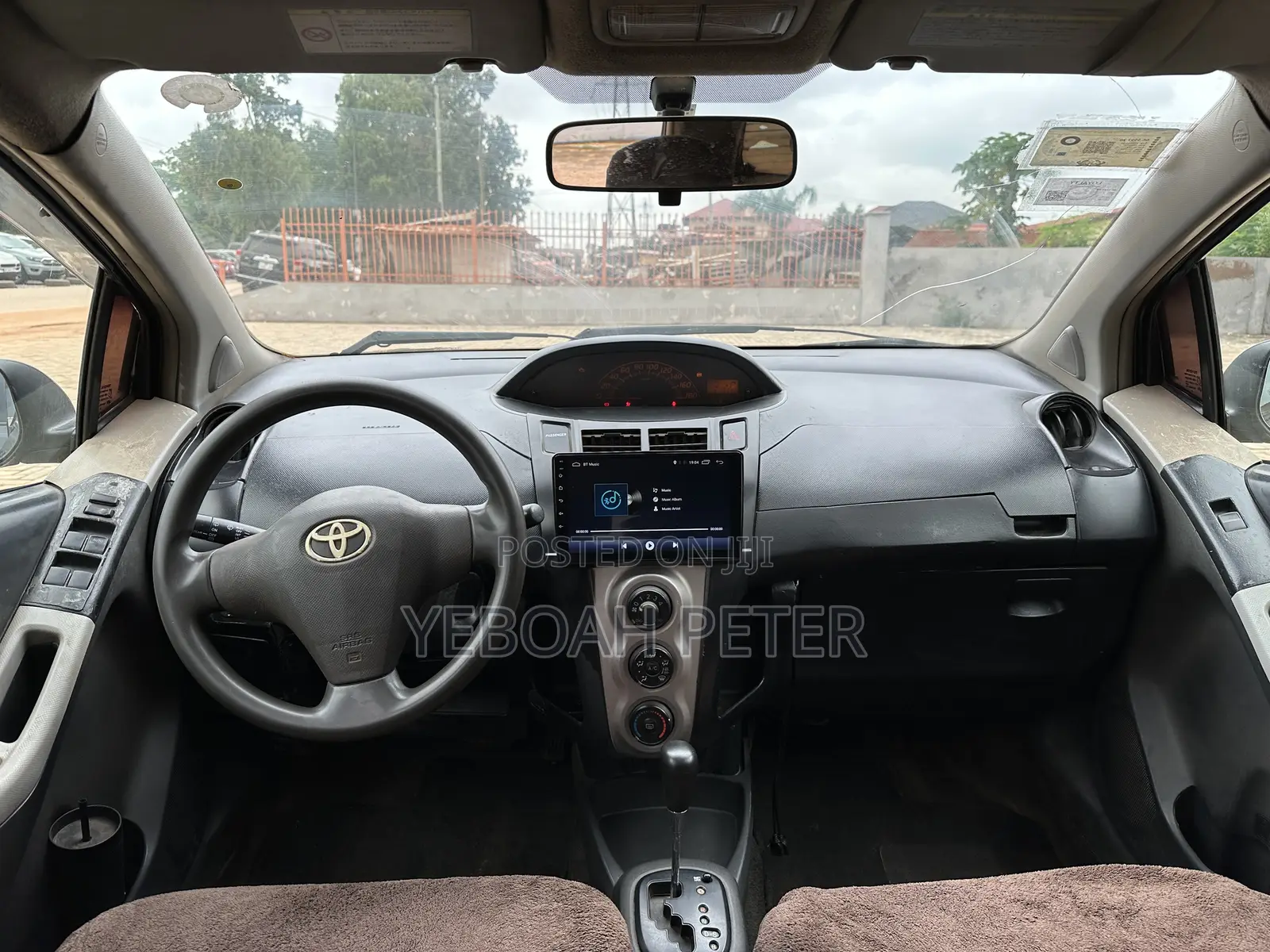Toyota Vitz 2009 Black