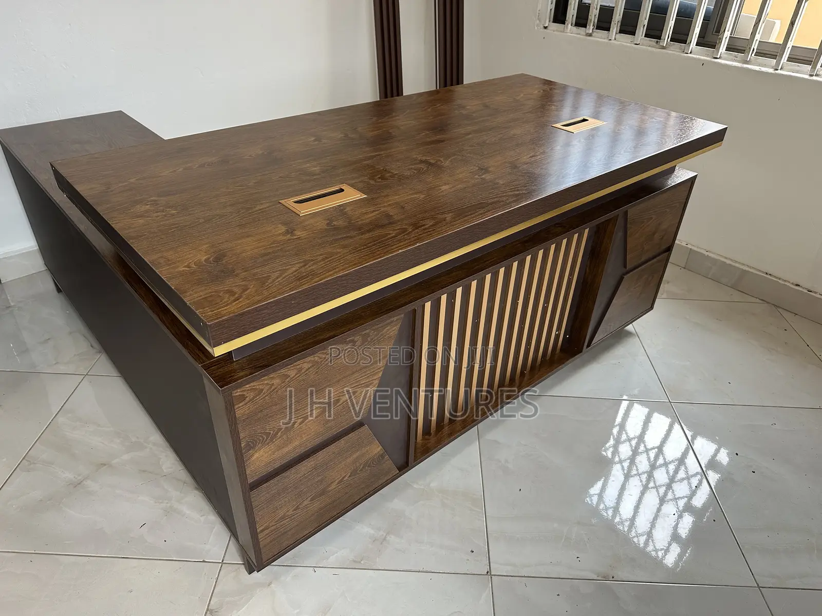 Executive Office Desk