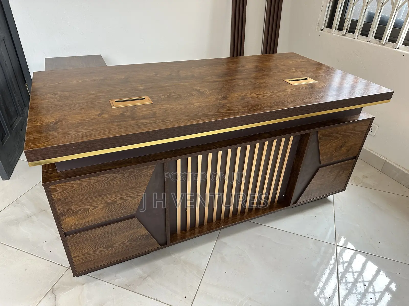 Executive Office Desk