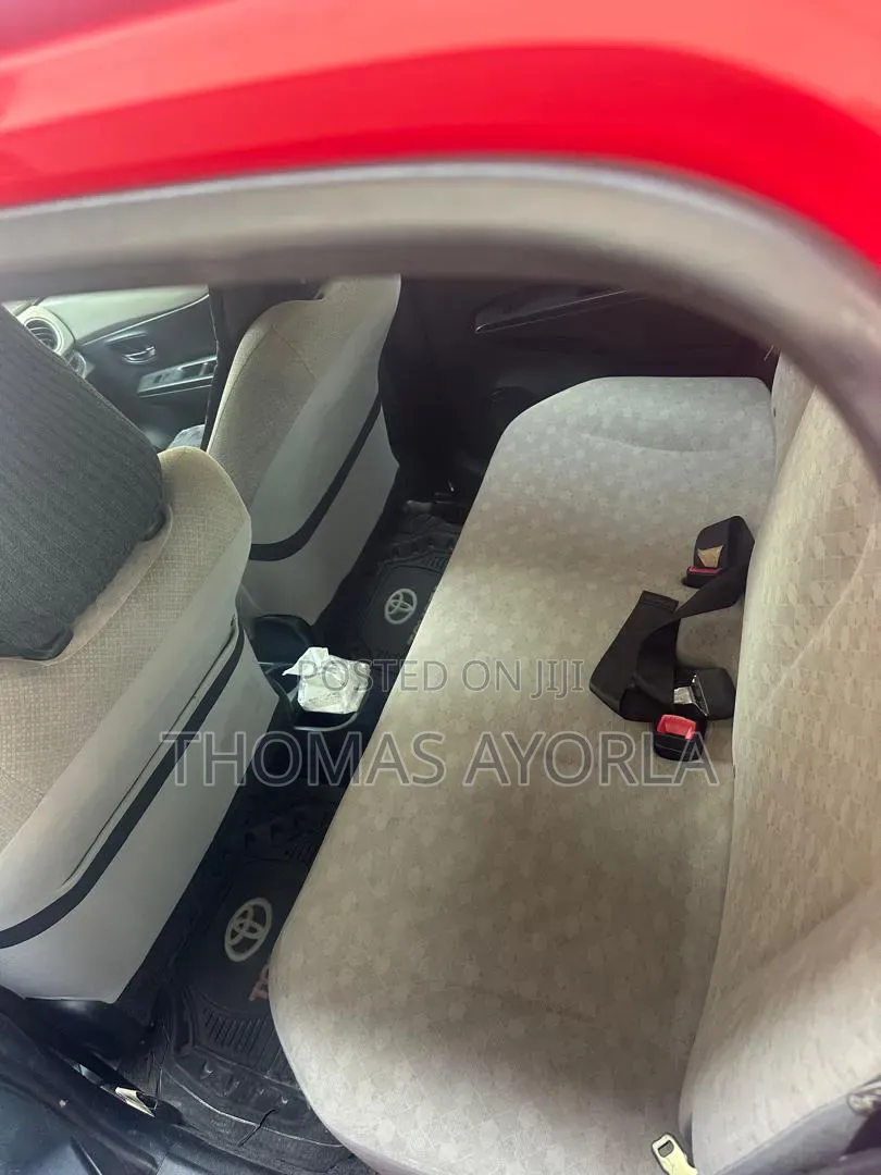 Toyota Vitz 1.5 FWD 3dr 2012 Red