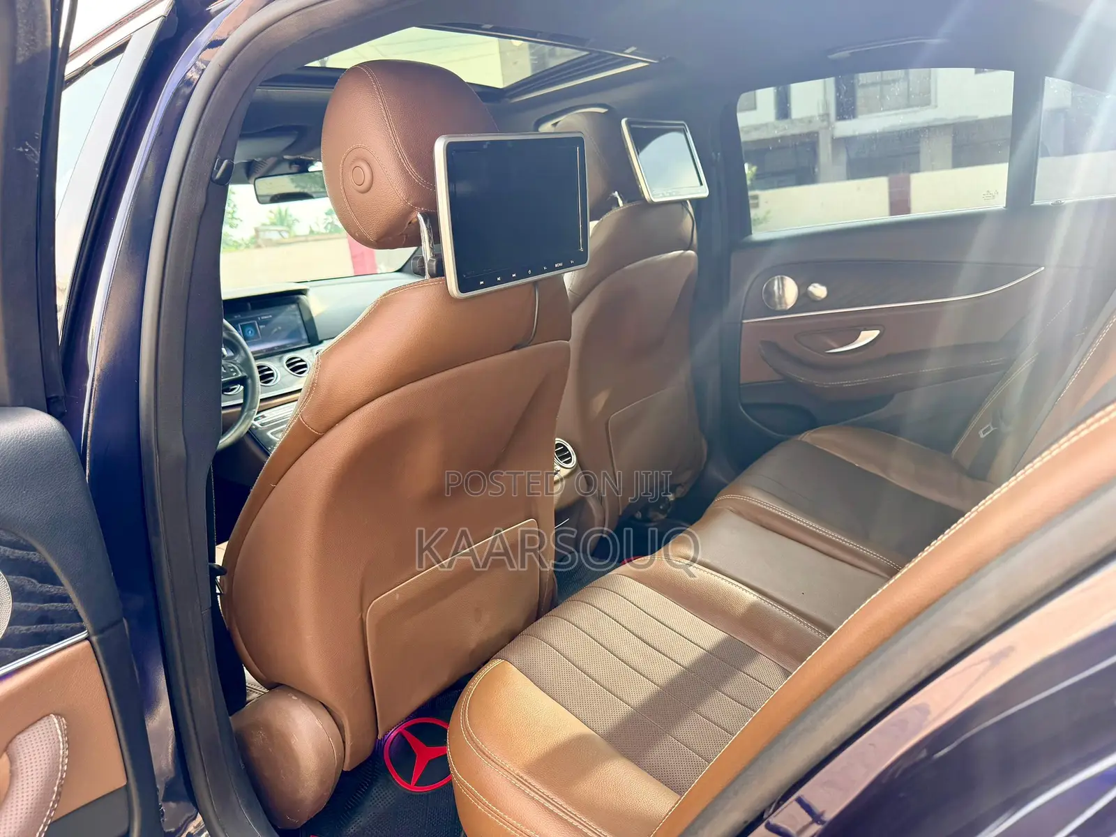 Mercedes-Benz E300 4Matic AWD Sedan (2.0L 4cyl 9A) 2017