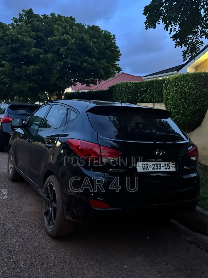 Hyundai Tucson 2013 Black