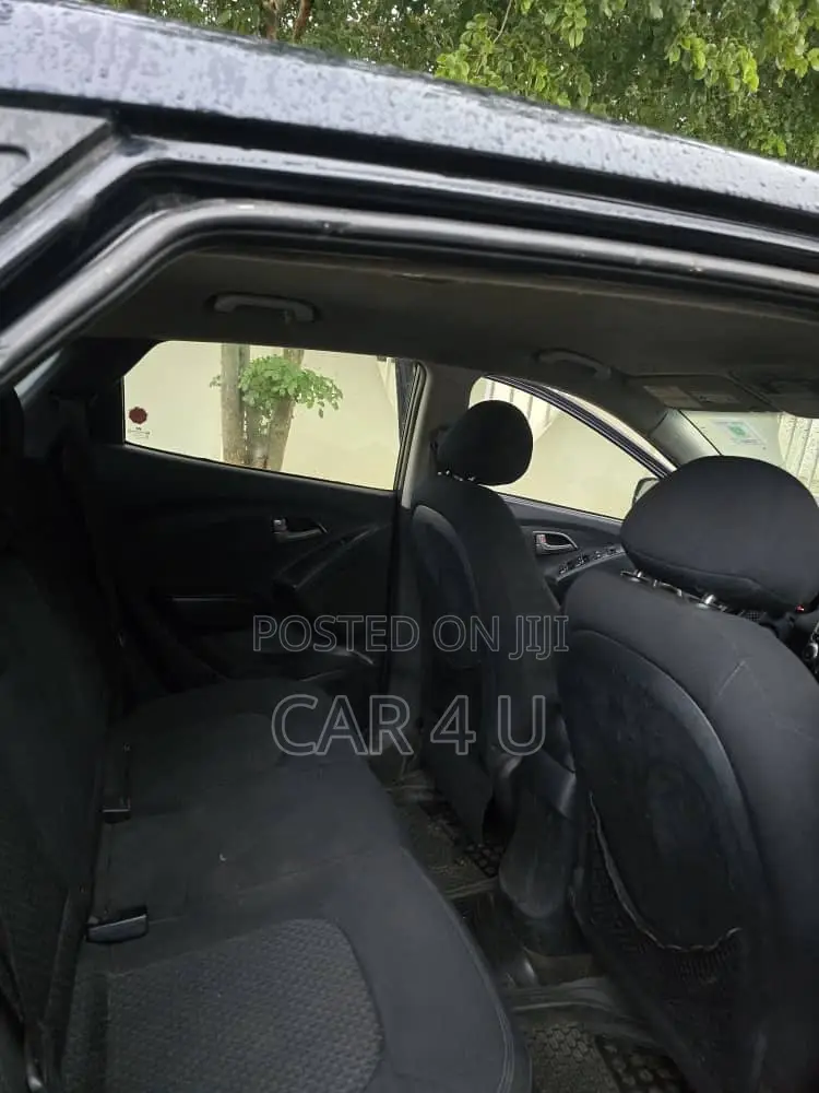 Hyundai Tucson 2013 Black