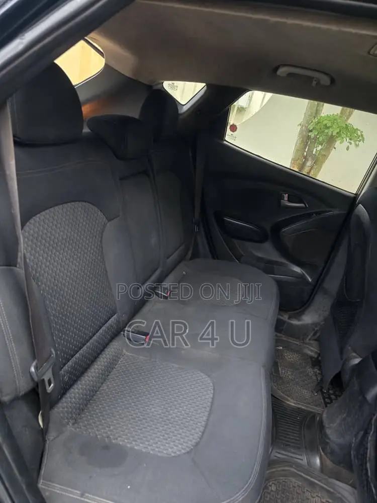 Hyundai Tucson 2013 Black