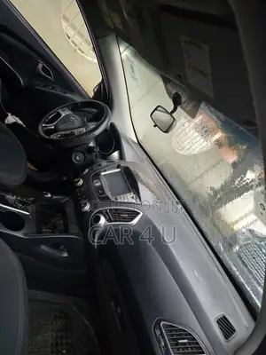 Hyundai Tucson 2013 Black