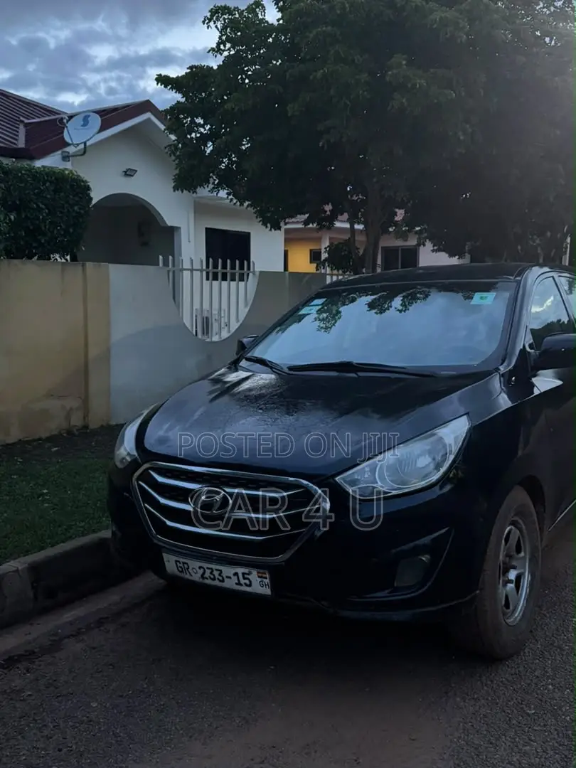 Hyundai Tucson 2013 Black