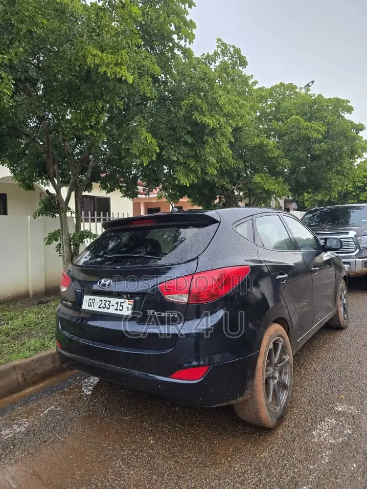 Hyundai Tucson 2013 Black