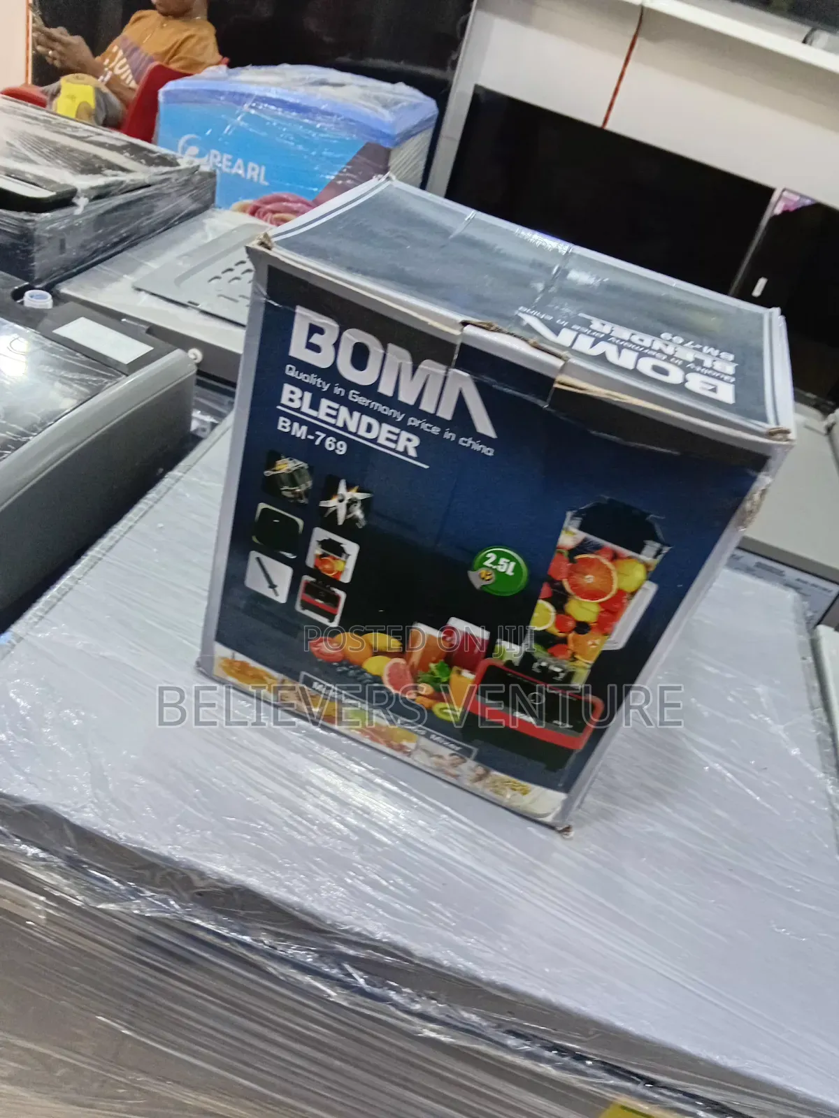 Bomn High-Speed Blender – Smooth Blending Every Time