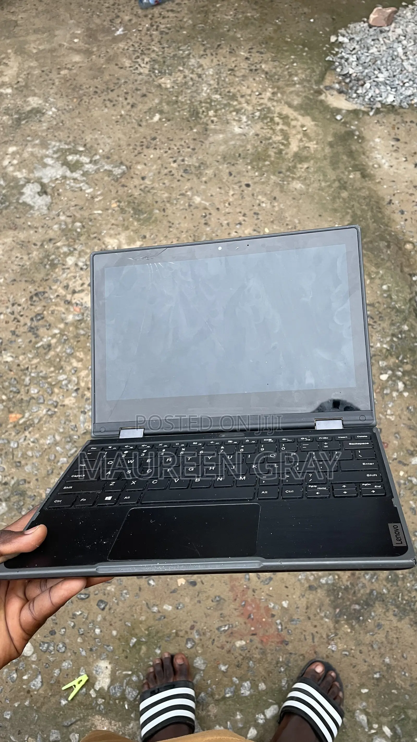 Laptop Lenovo 4GB Intel Pentium HDD 128GB