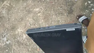 Laptop Lenovo 4GB Intel Pentium HDD 128GB