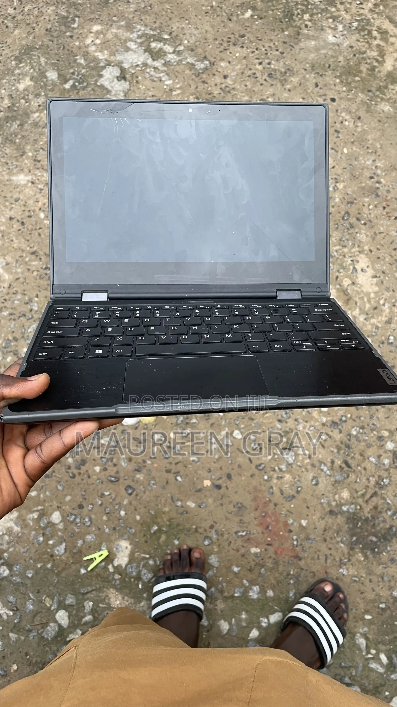 Laptop Lenovo 4GB Intel Pentium HDD 128GB