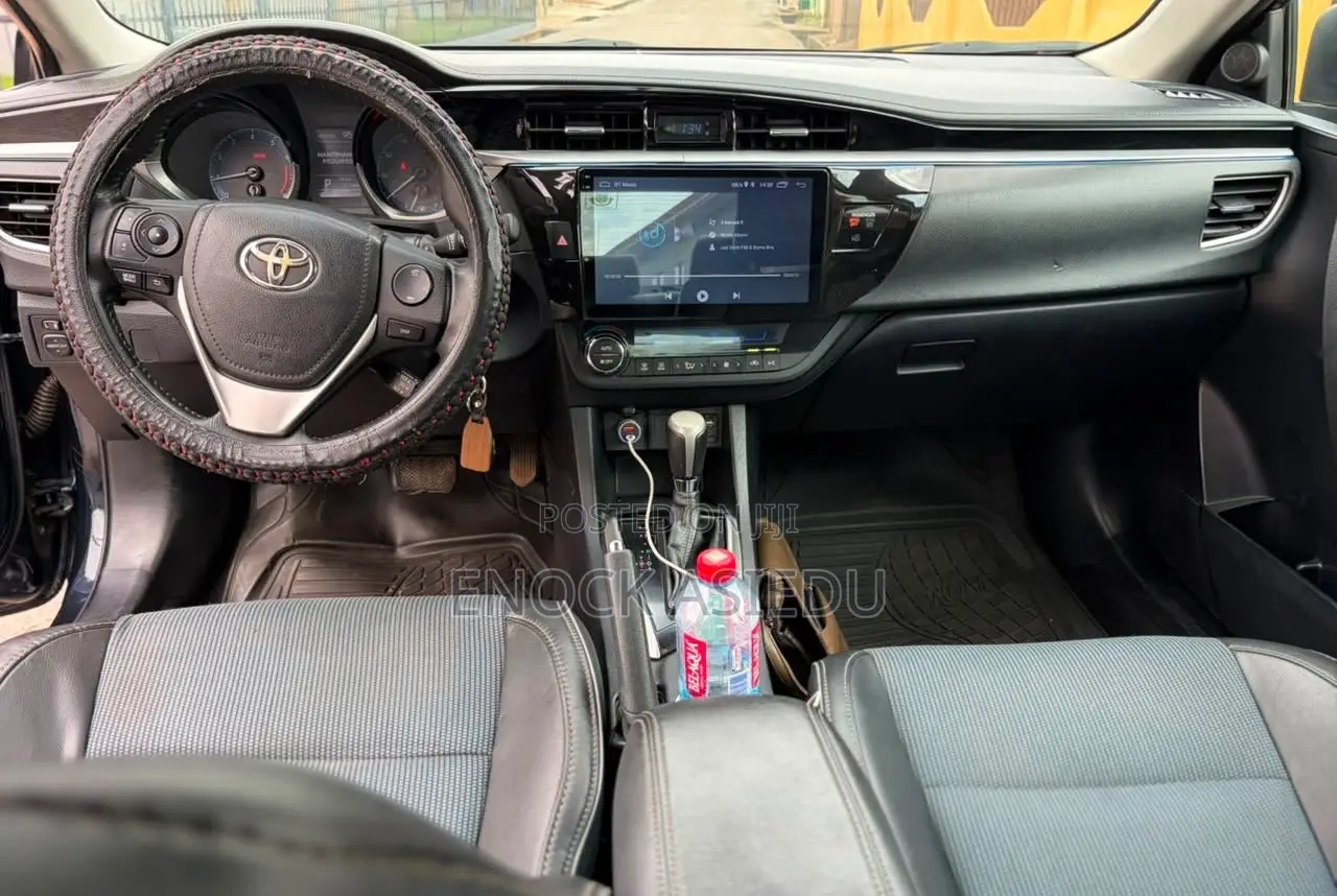 Toyota Corolla S Plus 4dr Sedan (1.8L 4cyl 6M) 2015 Black