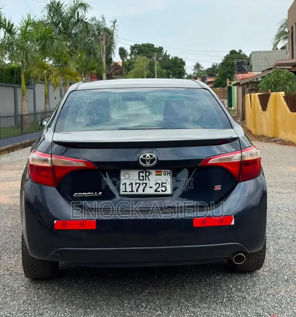 Toyota Corolla S Plus 4dr Sedan (1.8L 4cyl 6M) 2015 Black