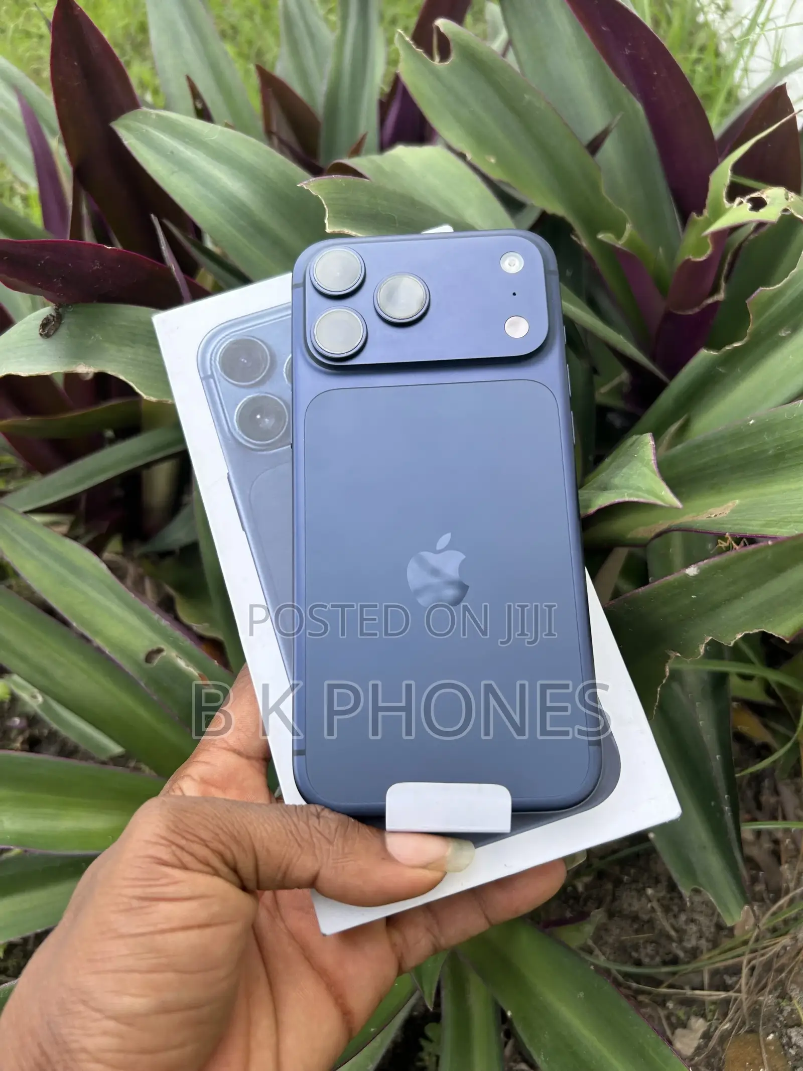 New Apple iPhone 17 Pro Max 512 GB Blue