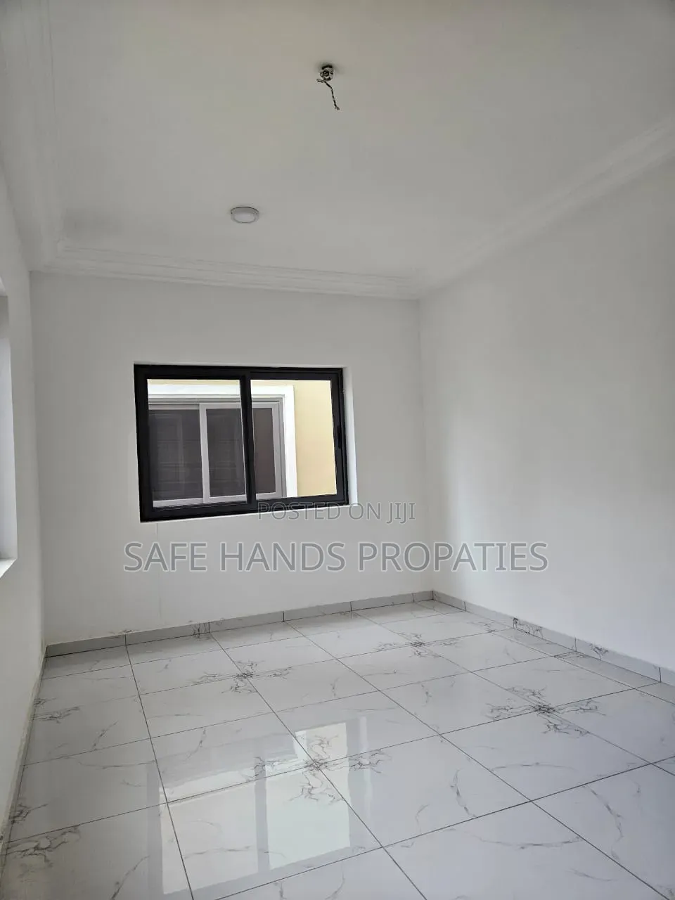 5bdrm House in East Legon, Accra Metropolitan for rent