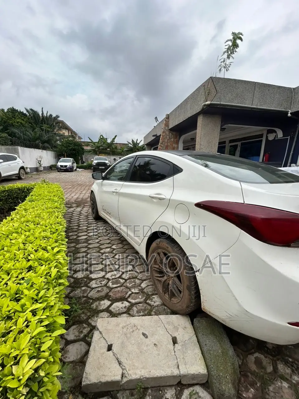 Hyundai Elantra SE 4dr Sedan (1.8L 4cyl 6A) 2014 White