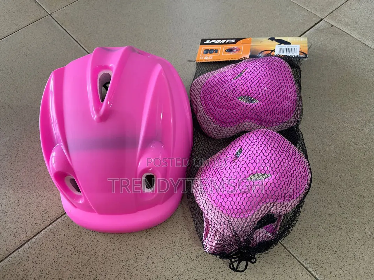 Adjustable Kids Helmet With Knee Elbow Wrist Pad