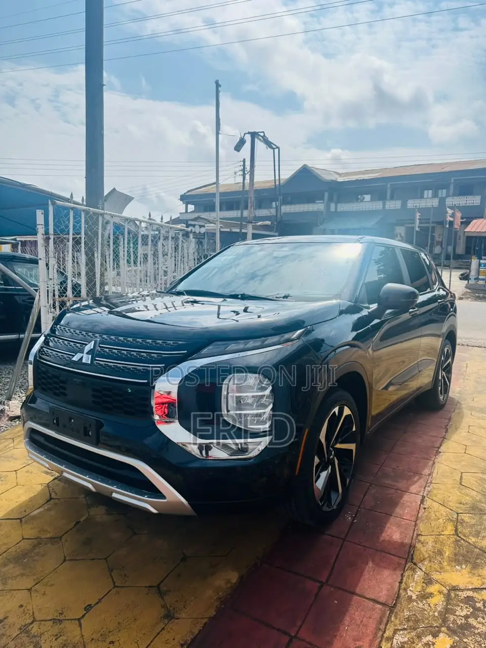 Mitsubishi Outlander SE Launch Edition 2022 Black