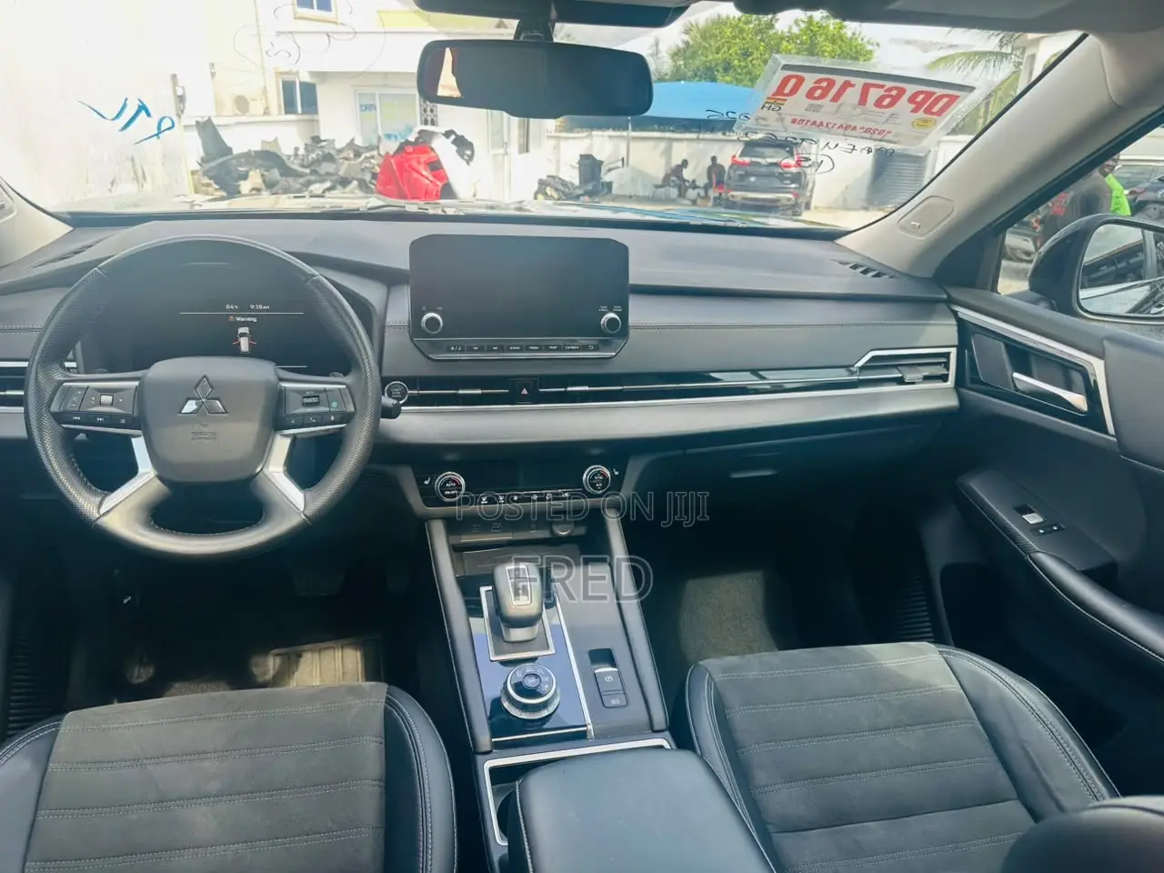 Mitsubishi Outlander SE Launch Edition 2022 Black