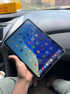 Apple iPad Pro 11 (2022) 256 GB Silver