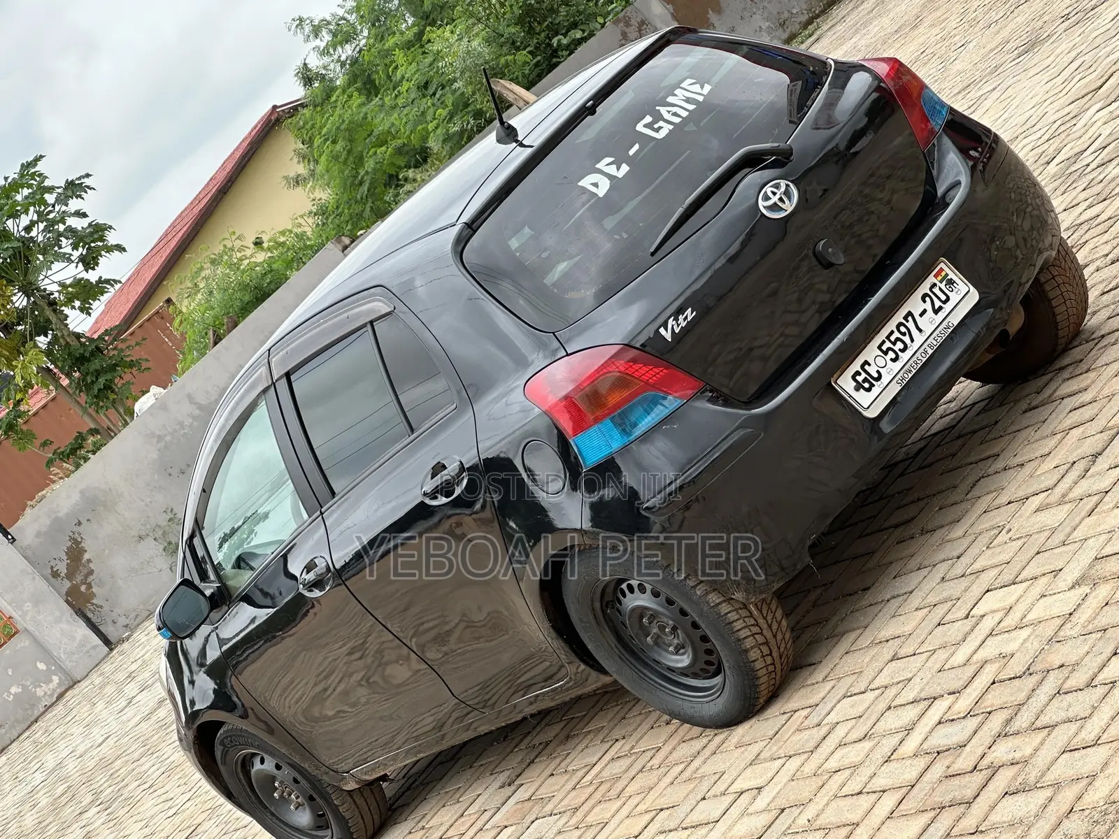 Toyota Vitz 2009 Black