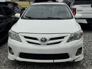 Toyota Corolla S 4dr Sedan (1.8L 4cyl 4A) 2011 White
