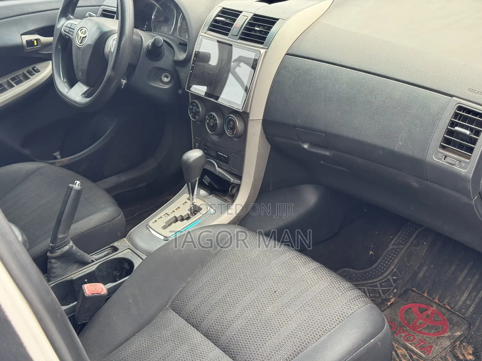 Toyota Corolla S 4dr Sedan (1.8L 4cyl 4A) 2011 White