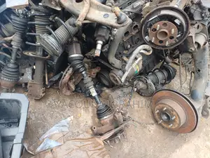 2010 Toyota Yaris Drive Shaft Pair