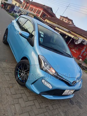 Toyota Vitz 2016 Blue