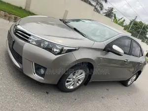 Toyota Corolla LE ECO Premium (1.8L 4cyl CVT) 2016 Gray