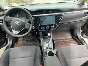 Toyota Corolla LE ECO Premium (1.8L 4cyl CVT) 2016 Gray