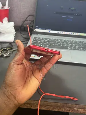 Apple iPhone XR 128 GB Red