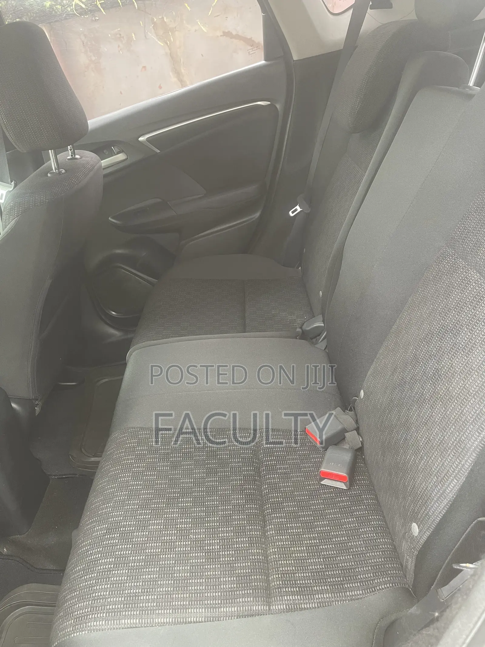 Honda Fit LX 4dr Hatchback (1.5L 4cyl CVT) 2015 Gray