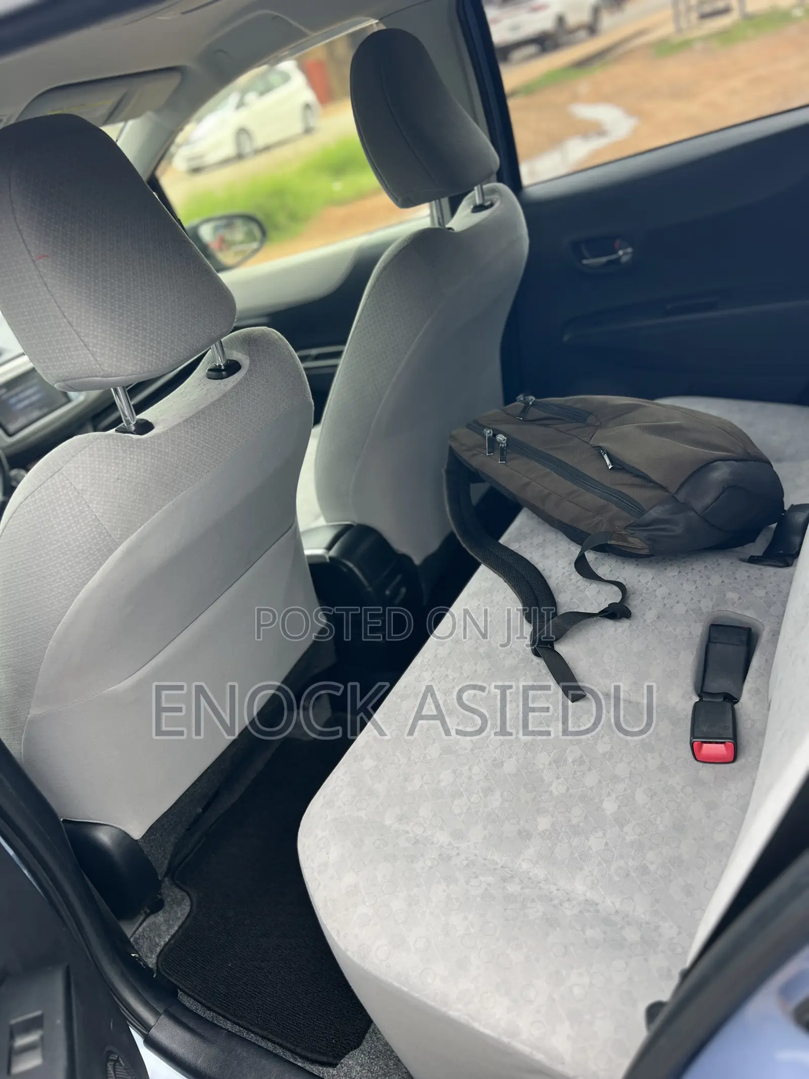 Toyota Vitz 1.3 AWD 5dr 2013 Blue