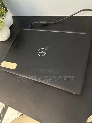 Laptop Dell Precision 3530 16GB Intel Core i7 SSD 512GB
