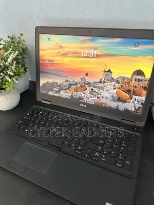 Laptop Dell Precision 3530 16GB Intel Core i7 SSD 512GB