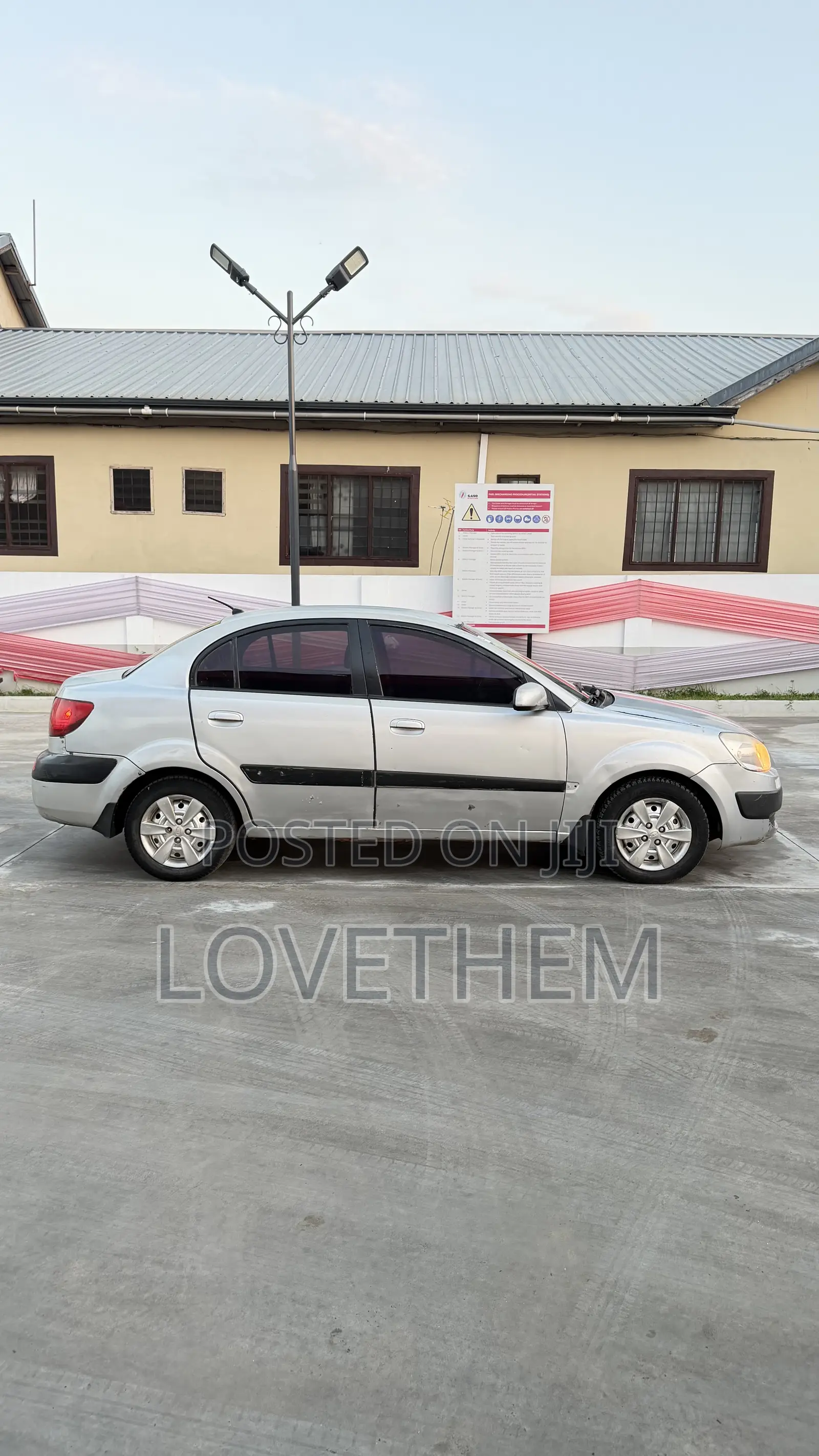 Kia Rio 2010 Silver