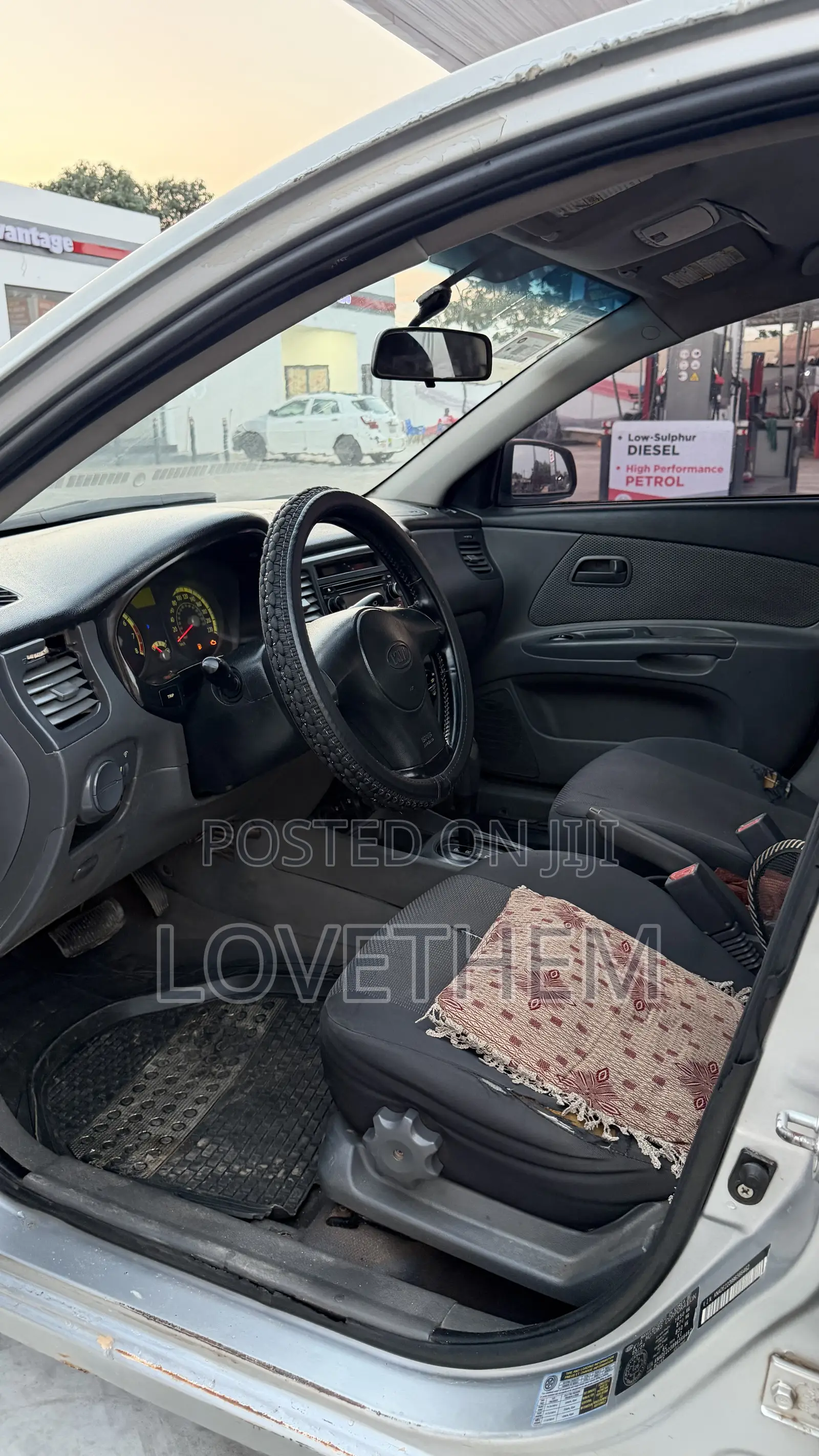 Kia Rio 2010 Silver