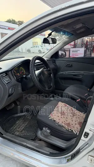 Kia Rio 2010 Silver