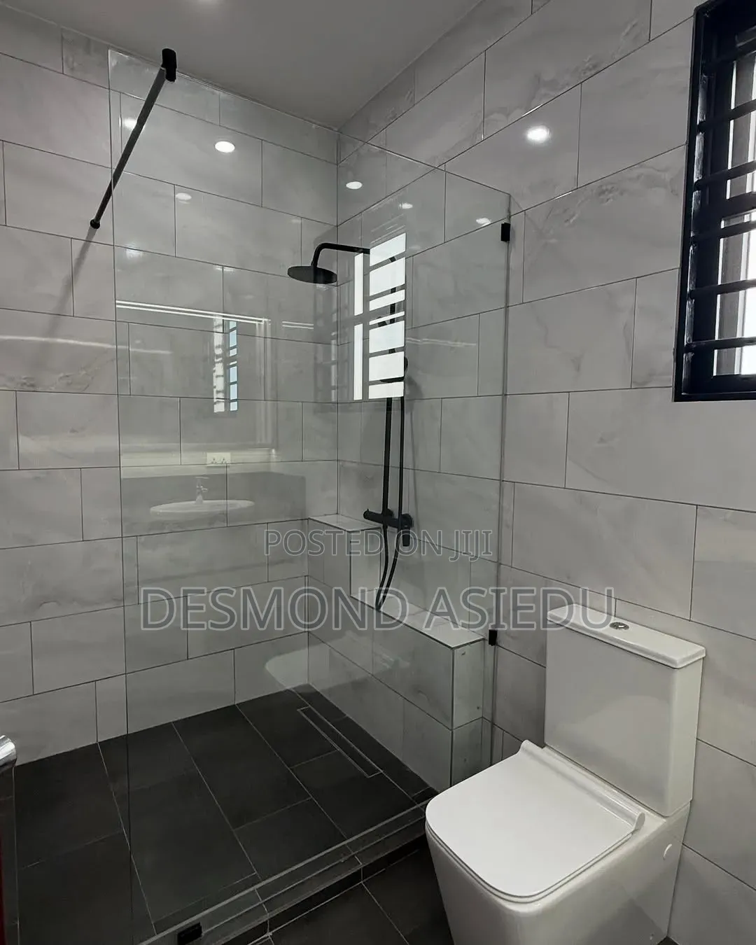 2bdrm Duplex in Manet Court for sale