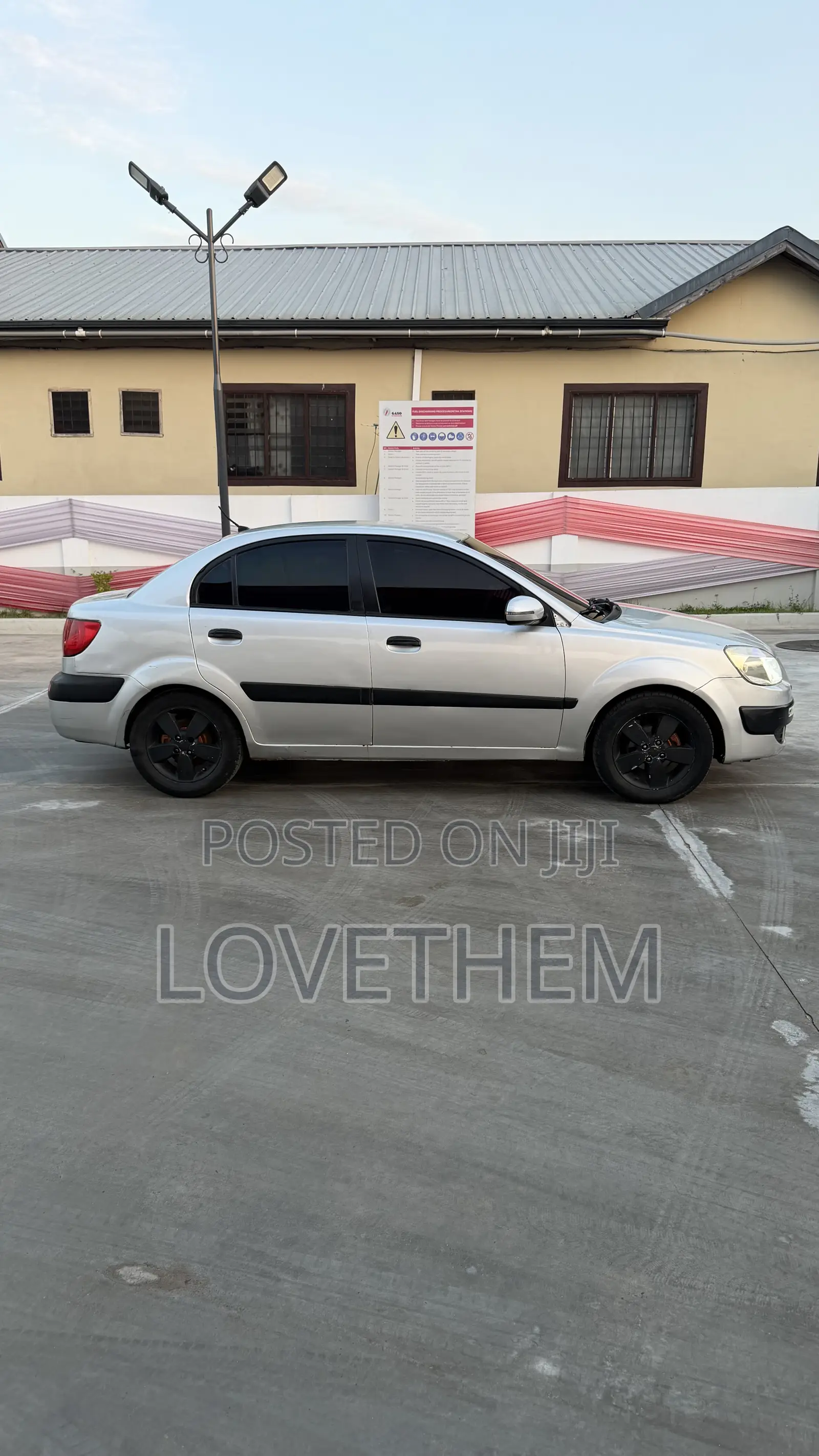 Kia Rio 2010 Silver