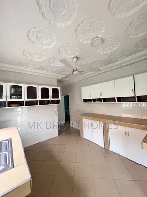 5bdrm House in Ashaley Botwe for rent